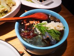 -九锅一堂酸菜鱼(万达广场店)