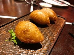 韭菜花薄壳咸水角-杭州西子湖四季酒店·金沙厅