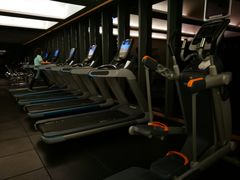 -广州天河希尔顿酒店