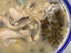 -明呈黄鱼面馆(斜土路店)