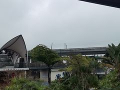 -茅草房·河畔园林火锅