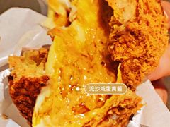 咸蛋黄流沙泡芙-西树泡芙(静安大悦城店)