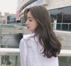 -十六番发型师事务所