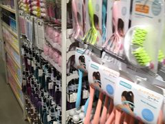 -名创优品(海珠乐峰广场店)