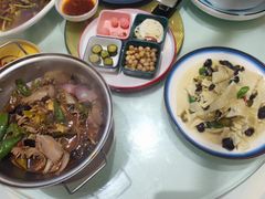 -谢师酒家