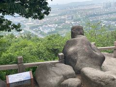 -灵岩山风景区