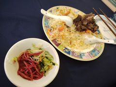 -伊带伊路新疆美食府(呼家楼店)