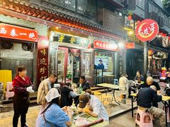 -天发芽·何记葫芦头泡馍·传统小吃(报恩寺街店)