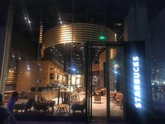 -星巴克臻选(成都环球乐天店)