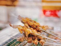 -喜悦小串丹东小黄牛海鲜烧烤大排档(民主广场店)