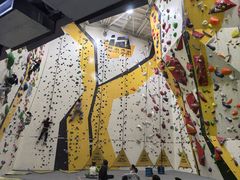 -问山MountQuest攀岩馆