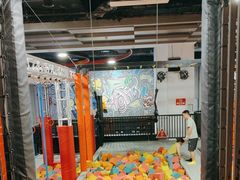 -嗨马乐动室内潮玩运动·团建·轰趴·桌游(南丰汇店)