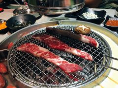 雪花牛肉-哈哈碳都·牛肋条无限自助烤肉(台江万达店)
