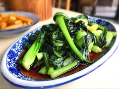 白灼时令蔬-九道菜有鸡鱼头(石鼓路店)