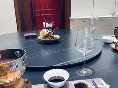 -鼎泰亨·海鲜牛肉餐厅(滨江店)