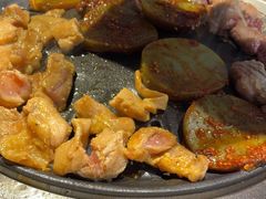 -明洞阿姨·韩式酱蟹烤肉·创意料理(三元桥店)