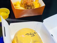 芝士熔岩牛肉汉堡-前进5路汉堡炸鸡(汉街skp店)