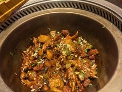 -山河屯铁锅炖(哈西站店)