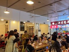 -冶建镜子·老南昌大排档·江西虾王(总店)