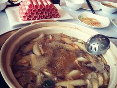 -天宜隆蘑菇宴火锅(石景山旗舰店)
