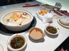 -三人行骨头王火锅(长寿店)
