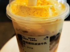 厚烧蛋糕波波牛乳茶-喜茶(广州东方宝泰店)