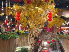 -老滇山寨•云南特色菜•地方菜•民族风情歌舞表演(金碧店)