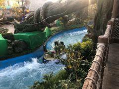 -七彩云南欢乐世界