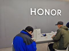 -荣耀授权体验店(双井富力店)