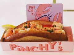 -Pinchy's Lobster & Champagne Bar