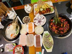 -两三事小郡肝串串香火锅(桂庙店)