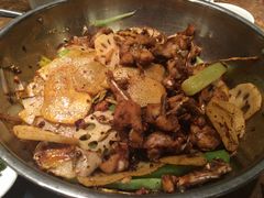 干锅牛蛙-蛙蛙叫干锅年代(簋街总店)