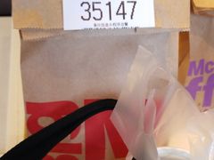 -麦当劳(中二横路店)