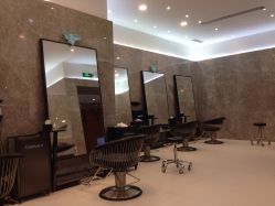-TONI&GUY
