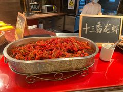 十三香小龙虾-君来湖滨饭店·玫瑰园