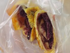 紫薯味老婆饼-味多美(江桥万达店)