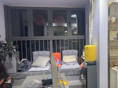 -视野联行眼镜•蔡司•依视路(温江店)