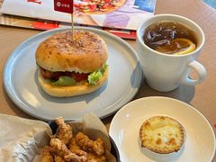 -必胜客(璞丽中心店)