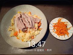 -塔哈尔·新疆盛宴(城西银泰店)