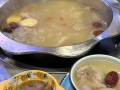 -光头药膳鸡(莱茵小镇店)