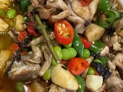 -头上红煨盐鸡·非遗院子餐厅