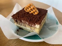 -焙丽拾光(麦凯乐直营店)