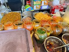 -红鼻子桂林米粉(金唐新光界店)