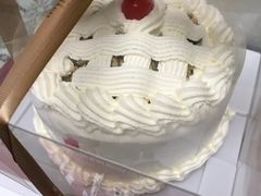 -红宝石·鲜奶小方·海派西点房(金杨店)