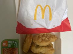 -麦当劳(展览路店)