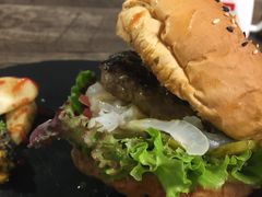 -HIGH FIVE哈福手工汉堡(桂林路店)