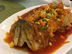 -南京悦客假日酒店