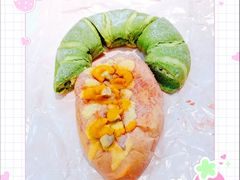 咸蛋黄芋泥-木子木水日式烫面包(世界城光谷店)