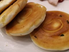 香煎葱油饼-六婶西关小厨(光塔路店)