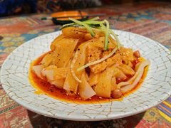 -乡村馕坑肉·烧烤·新疆菜·本地人更爱吃(阿勒泰首店)